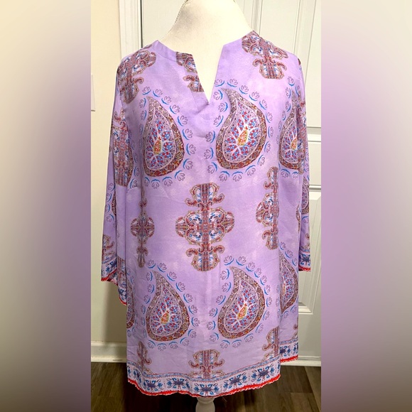 Violet & Claire Tops - Violet & Claire 2X Top Tunic Purple Paisley Split Round Neck 3/4 Sleeve Bohemian